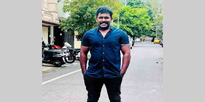 കുപ്രസിദ്ധ ഗുണ്ട മരട് അനീഷ് അറസ്റ്റിൽ കുപ്രസിദ്ധ ഗുണ്ട മരട് അനീഷ് അറസ്റ്റിൽ