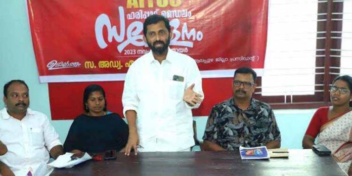 തൊഴിലുറപ്പ് തൊഴിലാളി യൂണിയൻ ഹരിപ്പാട് മണ്ഡലം സമ്മേളനം നടന്നു തൊഴിലുറപ്പ് തൊഴിലാളി യൂണിയൻ ഹരിപ്പാട് മണ്ഡലം സമ്മേളനം നടന്നു