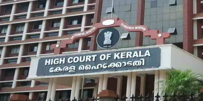 വെടിക്കെട്ട് വിധിക്കെതിരെ സർക്കാർ നല്കിയ അപ്പീൽ ഇന്ന് ഹൈക്കോടതി പരിഗണിക്കും വെടിക്കെട്ട് വിധിക്കെതിരെ സർക്കാർ നല്കിയ അപ്പീൽ ഇന്ന് ഹൈക്കോടതി പരിഗണിക്കും