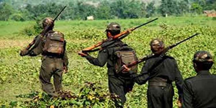 ആന്ധ്രയിൽനിന്ന് മാവോയിസ്റ്റ് കേന്ദ്ര കമ്മിറ്റി അംഗം കേരളത്തിലെത്തിയതായി സൂചന ആന്ധ്രയിൽനിന്ന് മാവോയിസ്റ്റ് കേന്ദ്ര കമ്മിറ്റി അംഗം കേരളത്തിലെത്തിയതായി സൂചന