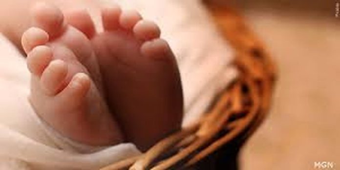 ഗർഭസ്ഥ ശിശുവിന്റെ തകരാറുകൾ കണ്ടുപിടിച്ചില്ല; സ്വകാര്യ ആശുപത്രിക്കും ഡോക്ടർമാർക്കും പിഴ ഗർഭസ്ഥ ശിശുവിന്റെ തകരാറുകൾ കണ്ടുപിടിച്ചില്ല; സ്വകാര്യ ആശുപത്രിക്കും ഡോക്ടർമാർക്കും പിഴ