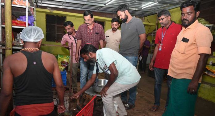 അയ്യപ്പഭക്തരെ ചൂഷണം ചെയ്യുന്ന സ്ഥാപനങ്ങൾക്കെതിരെ കർശന നടപടി : ശബരിമല എഡിഎം അയ്യപ്പഭക്തരെ ചൂഷണം ചെയ്യുന്ന സ്ഥാപനങ്ങൾക്കെതിരെ കർശന നടപടി : ശബരിമല എഡിഎം
