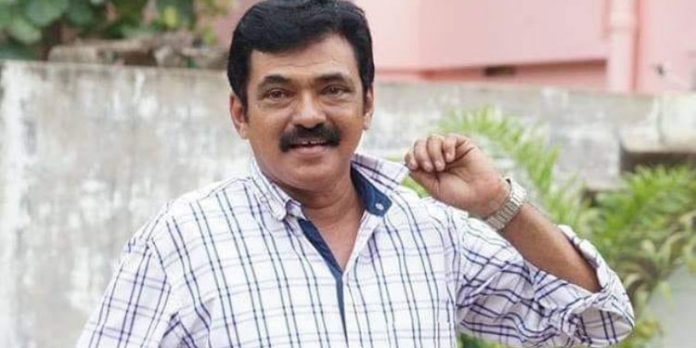 നടൻ കലാഭവൻ ഹനീഫിന്റെ സംസ്കാരം ഇന്ന് മട്ടാഞ്ചേരിയിലെ ചെമ്പിട്ട പള്ളിയിൽ നടക്കും നടൻ കലാഭവൻ ഹനീഫിന്റെ സംസ്കാരം ഇന്ന് മട്ടാഞ്ചേരിയിലെ ചെമ്പിട്ട പള്ളിയിൽ നടക്കും