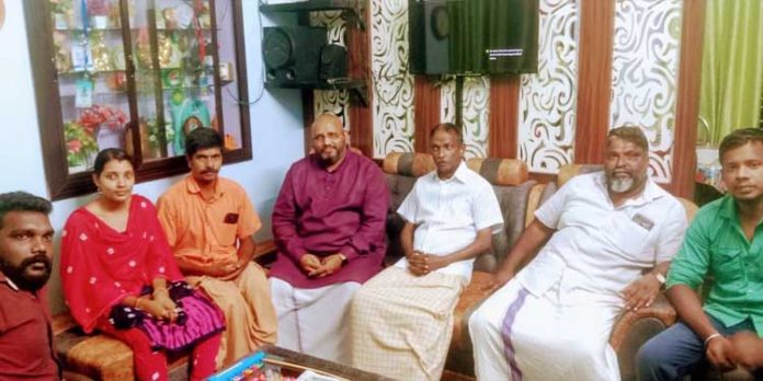 കരുതലിൻ്റെ കാവലാൾ ആയി സൗഹൃദവേദി ; കെ.എം രാജേന്ദ്രൻ തിരികെ ജീവിതത്തിലേക്ക് കരുതലിൻ്റെ കാവലാൾ ആയി സൗഹൃദവേദി ; കെ.എം രാജേന്ദ്രൻ തിരികെ ജീവിതത്തിലേക്ക്