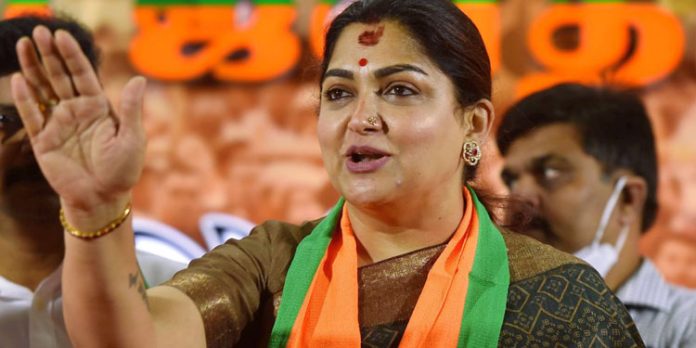 ടിവികെ അധ്യക്ഷൻ വിജയ്യെ പിന്തുണച്ച് ഖുശ്ബു സുന്ദർ ടിവികെ അധ്യക്ഷൻ വിജയ്യെ പിന്തുണച്ച് ഖുശ്ബു സുന്ദർ