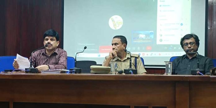 ശബരിമല തീര്ഥാടനം സുരക്ഷായാത്ര എട്ടിന് : ജില്ലാ കളക്ടര് ശബരിമല തീര്ഥാടനം സുരക്ഷായാത്ര എട്ടിന് : ജില്ലാ കളക്ടര്