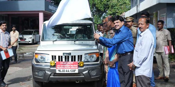 തീര്ഥാടനം ആരംഭിക്കുന്നതിന് മുന്പ് എല്ലാ ഒരുക്കങ്ങളും പൂര്ത്തിയാക്കും : ജില്ലാ കളക്ടര് എ. ഷിബു തീര്ഥാടനം ആരംഭിക്കുന്നതിന് മുന്പ് എല്ലാ ഒരുക്കങ്ങളും പൂര്ത്തിയാക്കും : ജില്ലാ കളക്ടര് എ. ഷിബു