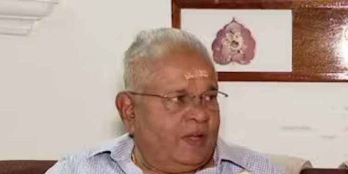 ആർക്കെങ്കിലും വാരിക്കോരി കൊടുക്കാനുള്ളതല്ല മുഖ്യമന്ത്രിയുടെ ദുരിതാശ്വാസ നിധിയിലെ തുക ; കെപി ബാലചന്ദ്രൻ ആർക്കെങ്കിലും വാരിക്കോരി കൊടുക്കാനുള്ളതല്ല മുഖ്യമന്ത്രിയുടെ ദുരിതാശ്വാസ നിധിയിലെ തുക ; കെപി ബാലചന്ദ്രൻ