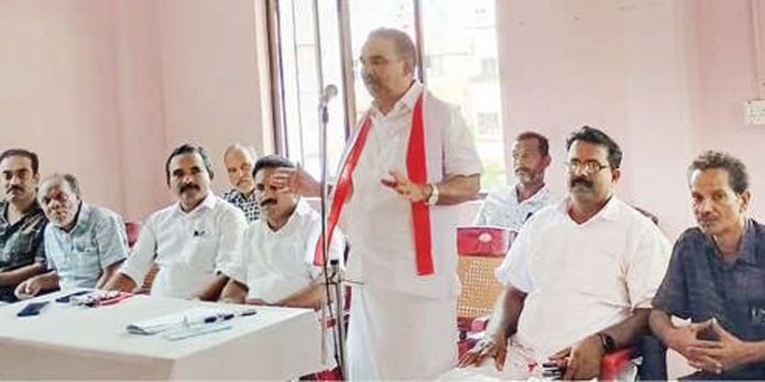 കെ.റ്റി.യു.സി ജില്ലാ നേതൃ കൺവെൻഷൻ ഉദ്ഘാടനം ചെയ്തു കെ.റ്റി.യു.സി ജില്ലാ നേതൃ കൺവെൻഷൻ ഉദ്ഘാടനം ചെയ്തു