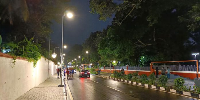 അക്രമ സംഭവങ്ങൾ തുടർച്ചയാകുന്നു ; മാനവീയം വീഥിയിൽ നിയന്ത്രണം കടുപ്പിക്കാനൊരുങ്ങി പോലീസ് അക്രമ സംഭവങ്ങൾ തുടർച്ചയാകുന്നു ; മാനവീയം വീഥിയിൽ നിയന്ത്രണം കടുപ്പിക്കാനൊരുങ്ങി പോലീസ്