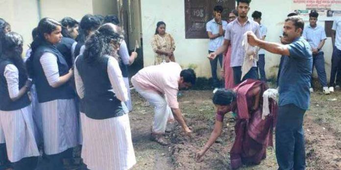 മുളക്കുഴ ഗവണ്മെന്റ് ഹയർ സെക്കൻഡറി സ്കൂളില് മില്ലറ്റ് തോട്ടം നിർമ്മിച്ചു മുളക്കുഴ ഗവണ്മെന്റ് ഹയർ സെക്കൻഡറി സ്കൂളില് മില്ലറ്റ് തോട്ടം നിർമ്മിച്ചു