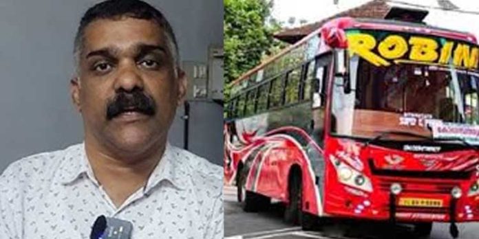 കേസ് 11വർഷം മുമ്പത്തേത്, ഇപ്പോൾ അറസ്റ്റ് വന്നതെന്താണെന്ന് അറിയില്ല ; റോബിൻ ബസ് ഉടമ ഗിരീഷ് കേസ് 11വർഷം മുമ്പത്തേത്, ഇപ്പോൾ അറസ്റ്റ് വന്നതെന്താണെന്ന് അറിയില്ല ; റോബിൻ ബസ് ഉടമ ഗിരീഷ്