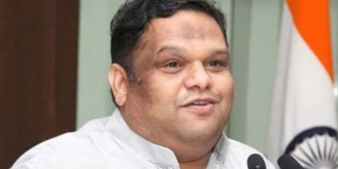 യത്തീം ഖാനയിൽ മധ്യകാല താലിബാൻ ജീവിതമെന്ന് പരാമർശം ; ബാലാവകാശ കമ്മീഷൻ ചെയർമാനെതിരെ കേസ് യത്തീം ഖാനയിൽ മധ്യകാല താലിബാൻ ജീവിതമെന്ന് പരാമർശം ; ബാലാവകാശ കമ്മീഷൻ ചെയർമാനെതിരെ കേസ്