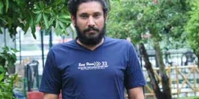 നടൻ വിനോദ് തോമസ് മരിച്ചത് കാറിലെ എസിയിൽ നിന്ന് കാർബൺ മോണോക്സൈഡ് ശ്വസിച്ചെന്ന് പോസ്റ്റ്മോർട്ടം റിപ്പോർട്ട് നടൻ വിനോദ് തോമസ് മരിച്ചത് കാറിലെ എസിയിൽ നിന്ന് കാർബൺ മോണോക്സൈഡ് ശ്വസിച്ചെന്ന് പോസ്റ്റ്മോർട്ടം റിപ്പോർട്ട്