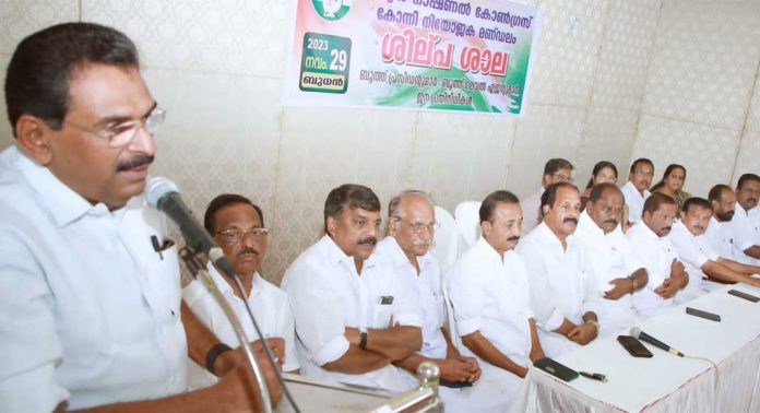 നവകേരളാ സദസ്സ് ധൂർത്തിന്റെ പര്യായം ; ആന്റോ ആന്റണി എം.പി നവകേരളാ സദസ്സ് ധൂർത്തിന്റെ പര്യായം ; ആന്റോ ആന്റണി എം.പി