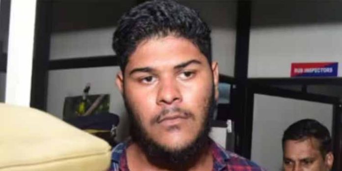 പന്തീരങ്കാവ് യുഎപിഎ കേസിലെ പ്രതി അലൻ ഷുഹൈബിനെ അവശനിലയിൽ ആശുപത്രിയിൽ പ്രവേശിപ്പിച്ചു പന്തീരങ്കാവ് യുഎപിഎ കേസിലെ പ്രതി അലൻ ഷുഹൈബിനെ അവശനിലയിൽ ആശുപത്രിയിൽ പ്രവേശിപ്പിച്ചു