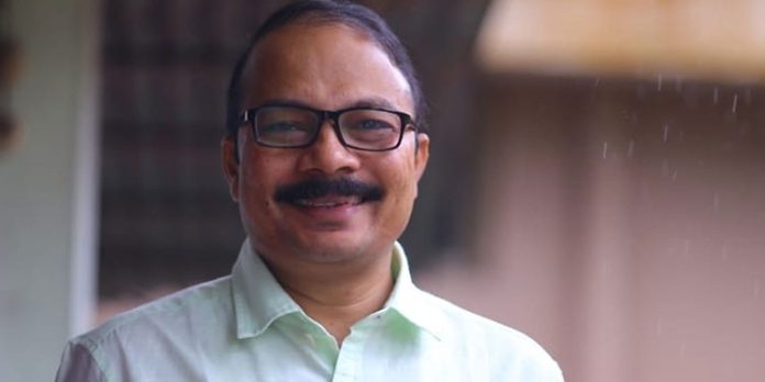 ക്ഷേത്രങ്ങളിലെ ആയുധ പരിശീലനം ; ഒരു വിട്ടുവീഴ്ചയും ഉണ്ടാവില്ലെന്ന് തിരുവിതാംകൂര് ദേവസ്വംബോര്ഡ് പ്രസിഡന്റ് ക്ഷേത്രങ്ങളിലെ ആയുധ പരിശീലനം ; ഒരു വിട്ടുവീഴ്ചയും ഉണ്ടാവില്ലെന്ന് തിരുവിതാംകൂര് ദേവസ്വംബോര്ഡ് പ്രസിഡന്റ്