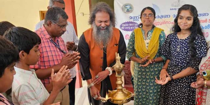 മണ്ണുമര്യാദയുള്ള മനുഷ്യനെ സൃഷ്ടിക്കലാവണം യഥാർത്ഥ വിദ്യാഭ്യാസം ; ജിതേഷ്ജി മണ്ണുമര്യാദയുള്ള മനുഷ്യനെ സൃഷ്ടിക്കലാവണം യഥാർത്ഥ വിദ്യാഭ്യാസം ; ജിതേഷ്ജി