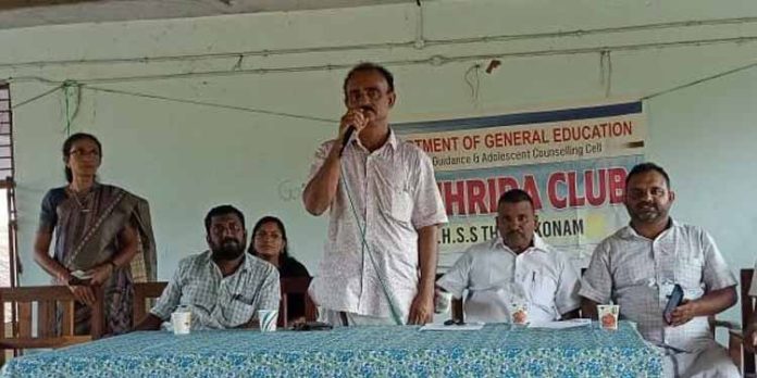 തോട്ടക്കോണം ഗവണ്മെന്റ് ഹയർ സെക്കണ്ടറി സ്കൂളില് സൗഹൃദ ദിന പരിപാടികൾ നടത്തി തോട്ടക്കോണം ഗവണ്മെന്റ് ഹയർ സെക്കണ്ടറി സ്കൂളില് സൗഹൃദ ദിന പരിപാടികൾ നടത്തി