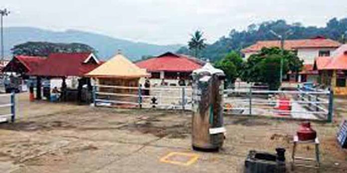 ശബരിമലയിൽ ഇത്തവണ പുണ്യം പൂങ്കാവനം പരിപാടിയില്ല, പകരം പവിത്രം ശബരിമല പദ്ധതി ശബരിമലയിൽ ഇത്തവണ പുണ്യം പൂങ്കാവനം പരിപാടിയില്ല, പകരം പവിത്രം ശബരിമല പദ്ധതി