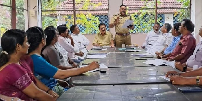 ഹരിതം അരണ്യകം മാലിന്യനിർമ്മാർജ്ജന പദ്ധതിക്ക് തുടക്കം കുറിച്ച് മാർ ക്രിസോസ്റ്റം ഫൗണ്ടേഷൻ ഹരിതം അരണ്യകം മാലിന്യനിർമ്മാർജ്ജന പദ്ധതിക്ക് തുടക്കം കുറിച്ച് മാർ ക്രിസോസ്റ്റം ഫൗണ്ടേഷൻ
