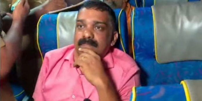 2012ലെ ചെക്ക് കേസിൽ റോബിൻ ഗിരീഷ് അറസ്റ്റിൽ 2012ലെ ചെക്ക് കേസിൽ റോബിൻ ഗിരീഷ് അറസ്റ്റിൽ