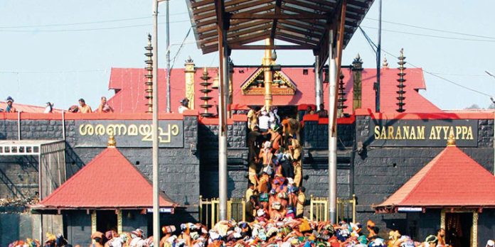 വൻ ഭക്തജന തിരക്ക് ; ശബരിമലയിൽ ഇതുവരെ ദർശനം നടത്തിയത് രണ്ട് ലക്ഷത്തിലധികം തീർത്ഥാടകർ വൻ ഭക്തജന തിരക്ക് ; ശബരിമലയിൽ ഇതുവരെ ദർശനം നടത്തിയത് രണ്ട് ലക്ഷത്തിലധികം തീർത്ഥാടകർ