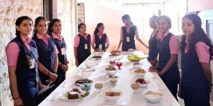 ഭക്ഷ്യമേളയും സെമിനാറും നടത്തി ഭക്ഷ്യമേളയും സെമിനാറും നടത്തി