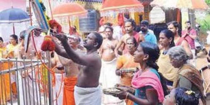കോമല്ലൂർ ശുഭാനന്ദാശ്രമത്തിൽ കൊടിയേറി കോമല്ലൂർ ശുഭാനന്ദാശ്രമത്തിൽ കൊടിയേറി