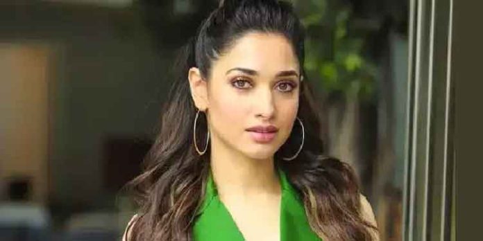 ആദ്യ സിനിമയാണെന്ന തോന്നലേ ഇല്ലായിരുന്നു ; തമന്ന ആദ്യ സിനിമയാണെന്ന തോന്നലേ ഇല്ലായിരുന്നു ; തമന്ന