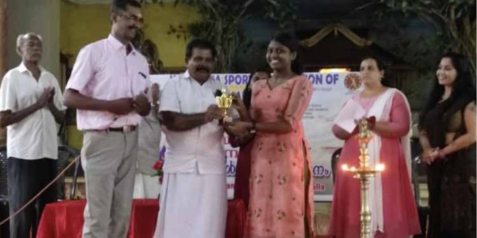 സംസ്ഥാന യോഗാസന ചാമ്പ്യൻഷിപ്പ് വിജയികളെ അനുമോദിച്ചു സംസ്ഥാന യോഗാസന ചാമ്പ്യൻഷിപ്പ് വിജയികളെ അനുമോദിച്ചു