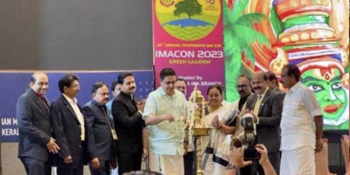 സാമൂഹിക ഉന്നമനത്തിലും പ്രകൃതി സംരക്ഷണത്തിനും ഡോക്ടർമാർ ചുക്കാൻ പിടിക്കണമെന്ന് സ്പീക്കർ എ.എൻ. ഷംസീർ സാമൂഹിക ഉന്നമനത്തിലും പ്രകൃതി സംരക്ഷണത്തിനും ഡോക്ടർമാർ ചുക്കാൻ പിടിക്കണമെന്ന് സ്പീക്കർ എ.എൻ. ഷംസീർ