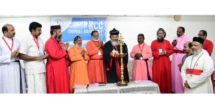 ബഹുസ്വരത ഏകതയുടെ വിവിധ ഭാവങ്ങൾ മാത്രം : ഗീവർഗ്ഗീസ് മാർ യൂലിയോസ് ബഹുസ്വരത ഏകതയുടെ വിവിധ ഭാവങ്ങൾ മാത്രം : ഗീവർഗ്ഗീസ് മാർ യൂലിയോസ്