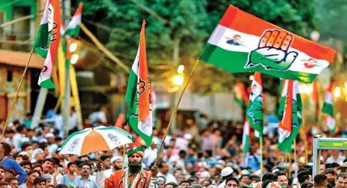 നിയമസഭാ തെരഞ്ഞെടുപ്പ്: തെലങ്കാനയിൽ കോൺഗ്രസ് മുന്നിൽ നിയമസഭാ തെരഞ്ഞെടുപ്പ്: തെലങ്കാനയിൽ കോൺഗ്രസ് മുന്നിൽ