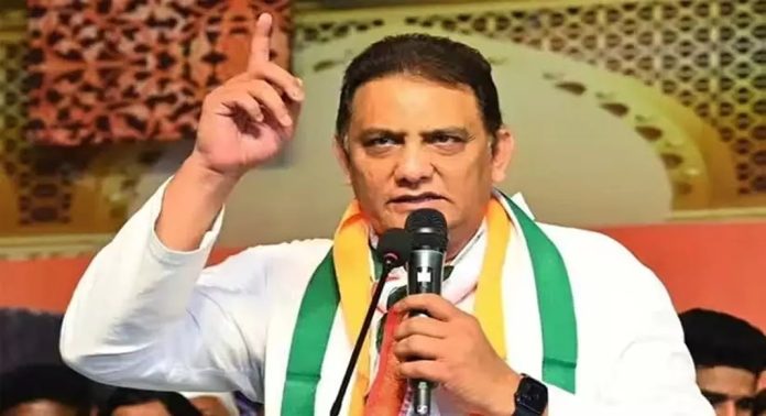 തെലങ്കാനയിൽ മുഹമ്മദ് അസ്ഹറുദ്ദീൻ മുന്നിൽ തെലങ്കാനയിൽ മുഹമ്മദ് അസ്ഹറുദ്ദീൻ മുന്നിൽ
