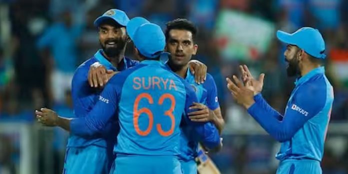 പിതാവ് ഗുരുതരാവസ്ഥയിൽ ; ഇന്ത്യന് താരത്തിന് ദക്ഷിണാഫ്രിക്കക്കെതിരായ ടി20 പരമ്പര നഷ്ടമായേക്കും പിതാവ് ഗുരുതരാവസ്ഥയിൽ ; ഇന്ത്യന് താരത്തിന് ദക്ഷിണാഫ്രിക്കക്കെതിരായ ടി20 പരമ്പര നഷ്ടമായേക്കും