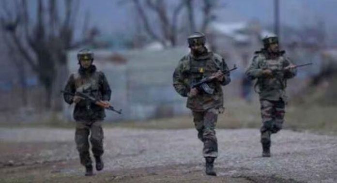 ജമ്മുവിൽ നുഴഞ്ഞുകയറ്റ ശ്രമം ; രണ്ട് ഭീകരരെ വധിച്ചു സൈന്യം ജമ്മുവിൽ നുഴഞ്ഞുകയറ്റ ശ്രമം ; രണ്ട് ഭീകരരെ വധിച്ചു സൈന്യം