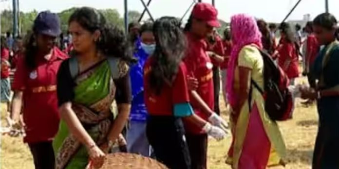സംസ്ഥാന സ്കൂൾ കലോത്സവം പൂര്ണ്ണമായി ഹരിത പ്രോട്ടോകോള് പാലിച്ച് സംസ്ഥാന സ്കൂൾ കലോത്സവം പൂര്ണ്ണമായി ഹരിത പ്രോട്ടോകോള് പാലിച്ച്
