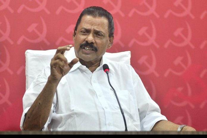 ആർ.എസ്.എസ് അജണ്ട നടപ്പാക്കും വിധം ഗവര്ണര് അധഃപതിച്ചു ; രൂക്ഷ വിമർശനവുമായി എംവി ഗോവിന്ദൻ ആർ.എസ്.എസ് അജണ്ട നടപ്പാക്കും വിധം ഗവര്ണര് അധഃപതിച്ചു ; രൂക്ഷ വിമർശനവുമായി എംവി ഗോവിന്ദൻ