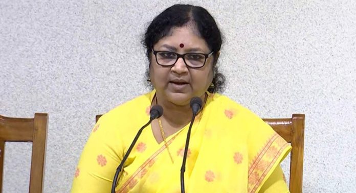 വിദേശ സർവ്വകലാശാലയുടെ കാര്യത്തിൽ അന്തിമ തീരുമാനമായില്ലെന്ന് മന്ത്രി ആർ ബിന്ദു വിദേശ സർവ്വകലാശാലയുടെ കാര്യത്തിൽ അന്തിമ തീരുമാനമായില്ലെന്ന് മന്ത്രി ആർ ബിന്ദു
