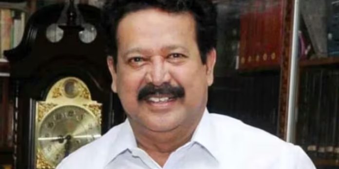 അനധികൃത സ്വത്ത് സമ്പാദന കേസ് ; മന്ത്രി കെ.പൊന്മുടിക്ക് 3 വര്ഷം തടവ് , 50 ലക്ഷം രൂപ പിഴ അനധികൃത സ്വത്ത് സമ്പാദന കേസ് ; മന്ത്രി കെ.പൊന്മുടിക്ക് 3 വര്ഷം തടവ് , 50 ലക്ഷം രൂപ പിഴ