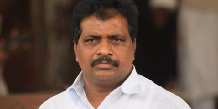 ഭരണനിർവഹണത്തിന് തടസ്സം നിൽക്കുന്നു ; കേരള,തമിഴ്നാട് ഗവര്ണര്മാര്ക്കെതിരെ അടിയന്തര പ്രമേയ നോട്ടീസ് ഭരണനിർവഹണത്തിന് തടസ്സം നിൽക്കുന്നു ; കേരള,തമിഴ്നാട് ഗവര്ണര്മാര്ക്കെതിരെ അടിയന്തര പ്രമേയ നോട്ടീസ്
