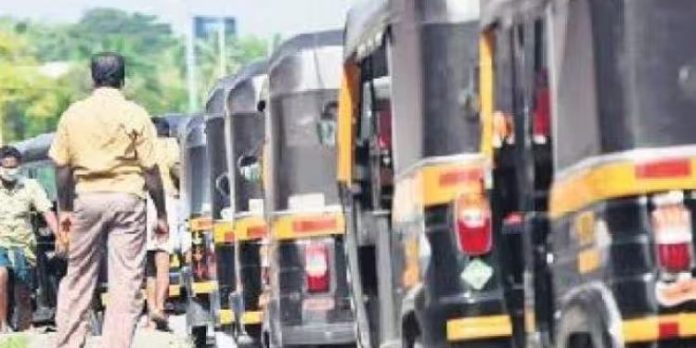സംസ്ഥാനത്ത് ബിഎസ് 4 വാഹനങ്ങളുടെ പുക പരിശോധന കാലാവധി ഒരു വർഷമാക്കി സംസ്ഥാനത്ത് ബിഎസ് 4 വാഹനങ്ങളുടെ പുക പരിശോധന കാലാവധി ഒരു വർഷമാക്കി