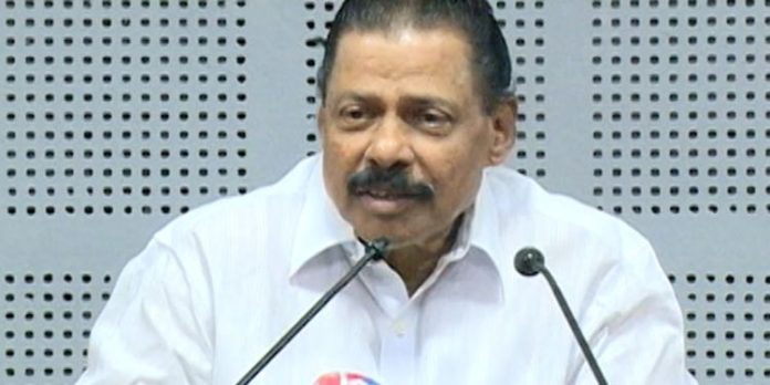 പുതുവത്സരാശംസകള് നേര്ന്ന് സിപിഐ എം സംസ്ഥാന സെക്രട്ടറി എം വി ഗോവിന്ദൻ പുതുവത്സരാശംസകള് നേര്ന്ന് സിപിഐ എം സംസ്ഥാന സെക്രട്ടറി എം വി ഗോവിന്ദൻ