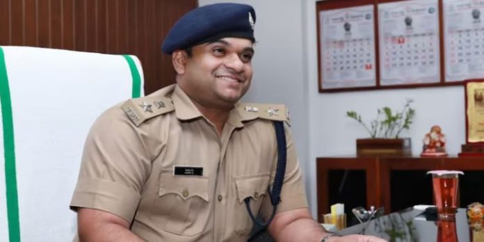 ഐപിഎസ് ഉദ്യോഗസ്ഥർക്ക് സ്ഥലം മാറ്റം ; ജയദേവ് ഐപിഎസിന് റെയിൽവെ എസ് പിയുടെ അധിക ചുമതല ഐപിഎസ് ഉദ്യോഗസ്ഥർക്ക് സ്ഥലം മാറ്റം ; ജയദേവ് ഐപിഎസിന് റെയിൽവെ എസ് പിയുടെ അധിക ചുമതല