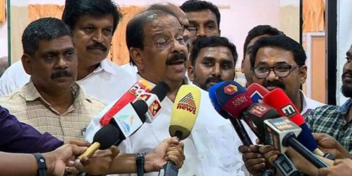 ഇ.പി.ജയരാജൻ വധശ്രമക്കേസില് കെ.സുധാകരന്റെ ഹർജി തളളി : മാനനഷ്ടക്കേസിൽ 3.43 ലക്ഷം കെട്ടിവെക്കണമെന്ന് കോടതി ഇ.പി.ജയരാജൻ വധശ്രമക്കേസില് കെ.സുധാകരന്റെ ഹർജി തളളി : മാനനഷ്ടക്കേസിൽ 3.43 ലക്ഷം കെട്ടിവെക്കണമെന്ന് കോടതി