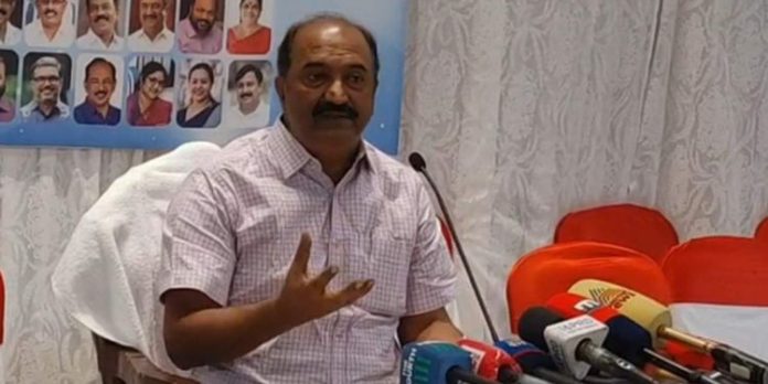 ജിഎസ്ടി വിഹിതം 332 കോടി കേന്ദ്രം വെട്ടിക്കുറച്ചു ; ബോംബ് ഇടുന്നത് പോലെയെന്ന് ധനമന്ത്രി ജിഎസ്ടി വിഹിതം 332 കോടി കേന്ദ്രം വെട്ടിക്കുറച്ചു ; ബോംബ് ഇടുന്നത് പോലെയെന്ന് ധനമന്ത്രി