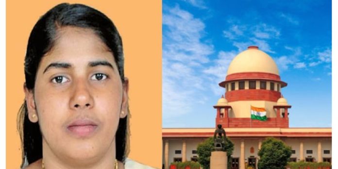 യെമനിൽ പോകാൻ അനുമതി നൽകണം ; നിമിഷപ്രിയയുടെ അമ്മ സുപ്രിം കോടതിയെ സമീപിച്ചു യെമനിൽ പോകാൻ അനുമതി നൽകണം ; നിമിഷപ്രിയയുടെ അമ്മ സുപ്രിം കോടതിയെ സമീപിച്ചു
