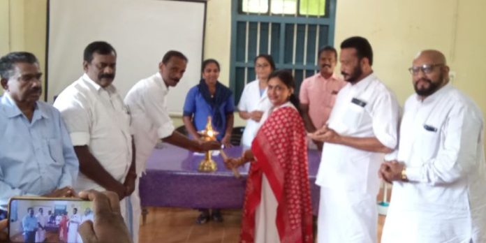 തിരുപ്പിറവിയുടെ സന്തോഷം പങ്കുവെയ്ക്കുവാൻ പതിവ് തെറ്റിക്കാത് അവർ എത്തി തിരുപ്പിറവിയുടെ സന്തോഷം പങ്കുവെയ്ക്കുവാൻ പതിവ് തെറ്റിക്കാത് അവർ എത്തി
