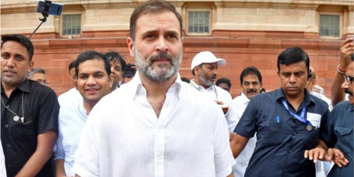 പോക്കറ്റടിക്കാരന് പരാമര്ശം ; രാഹുലിനെതിരെ നടപടി സ്വീകരിക്കാന് ഡൽഹി ഹൈക്കോടതിയുടെ നിര്ദ്ദേശം പോക്കറ്റടിക്കാരന് പരാമര്ശം ; രാഹുലിനെതിരെ നടപടി സ്വീകരിക്കാന് ഡൽഹി ഹൈക്കോടതിയുടെ നിര്ദ്ദേശം